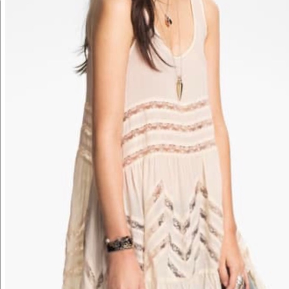 NWT!!! Free People Swingy Lace Inset Tunic - Picture 4 of 6
